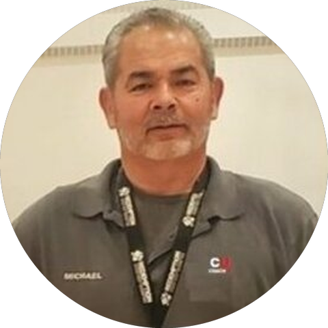 Michael Bueno